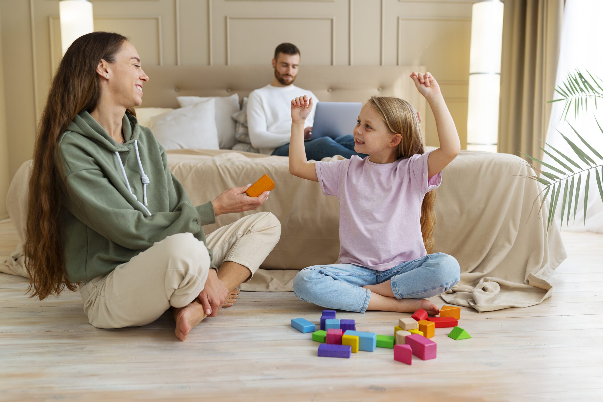 “Exploring the Benefits of Play: Nurturing Bonds and Boosting Brain Development in Early Childhood”